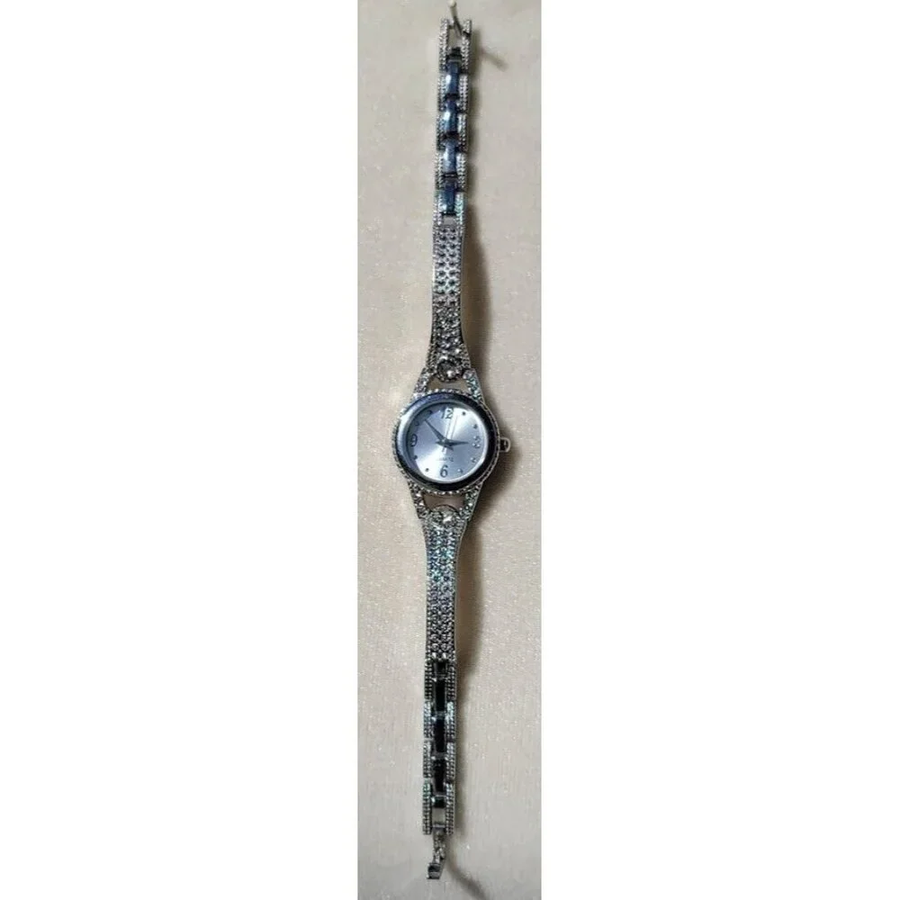 VTG Silver Tone Costume Jewelry Womens Watch Encrusted CZ's GENWM992 Ticks Runs - Picture 2 of 6